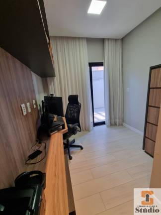 Imagem Casa com 4 Quartos à Venda, 360 m² em Papagaio - Feira De Santana