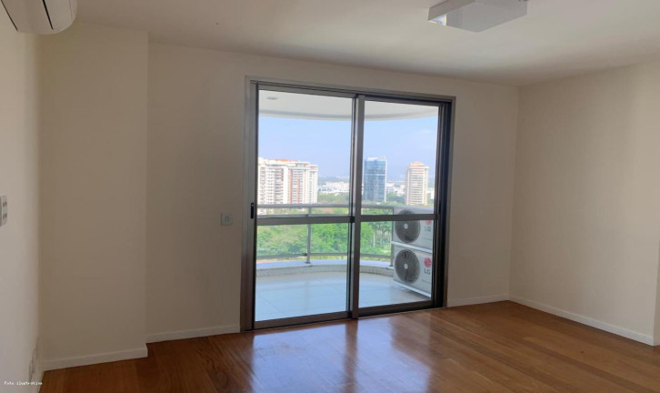 Imagem Apartamento com 4 Quartos à Venda, 376 m² em Barra Da Tijuca - Rio De Janeiro