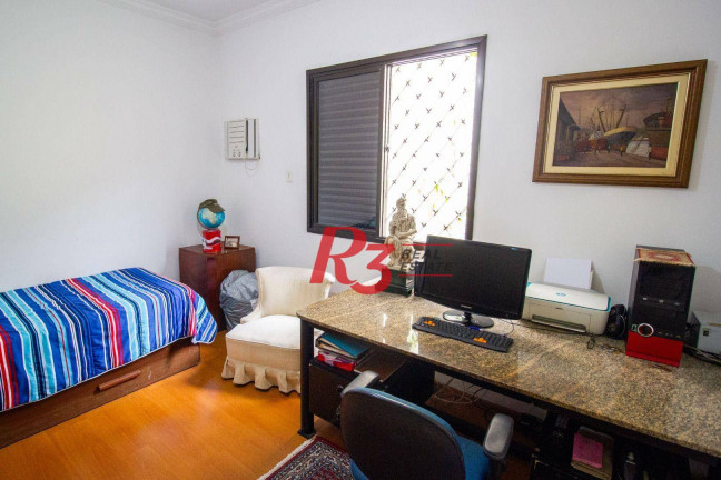 Imagem Casa com 3 Quartos à Venda, 158 m² em Embaré - Santos