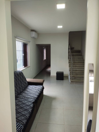 Imagem Casa com 3 Quartos à Venda, 210 m² em Campo Belo - São Paulo