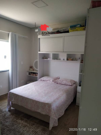 Imagem Casa com 3 Quartos à Venda, 400 m² em Hortolândia