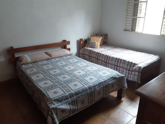 Imagem Chácara com 3 Quartos à Venda, 100 m² em Centro - Piranguinho Imagem Chácara com 3 Quartos à Venda, 100 m² em Centro - Piranguinho