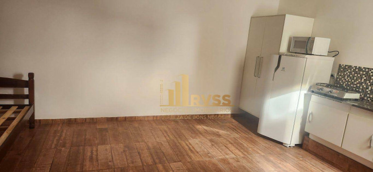 Kitnet com 1 Quarto para Alugar, 27 m² em Bangu - Santo André
