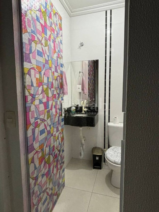 Imagem Sobrado com 2 Quartos à Venda, 90 m² em Rio Pequeno - Camboriú