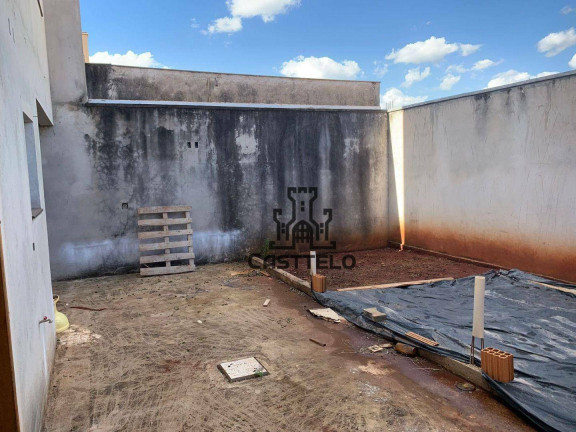Imagem Sobrado com 5 Quartos à Venda, 204 m² em Jardim Burle Marx - Londrina Imagem Sobrado com 5 Quartos à Venda, 204 m² em Jardim Burle Marx - Londrina