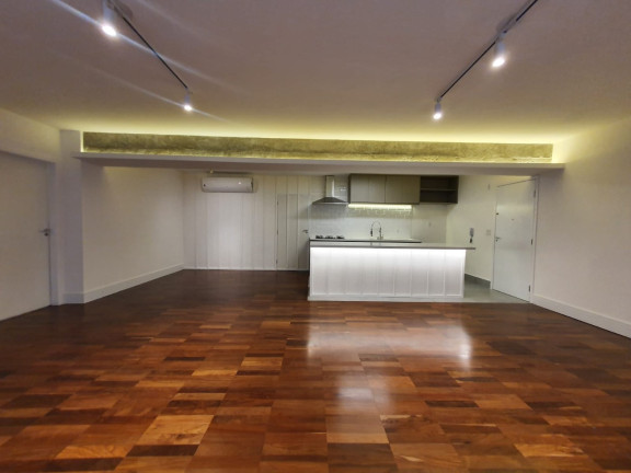 Apartamento com 3 Quartos à Venda, 135 m² em Jardim Paulista - São Paulo