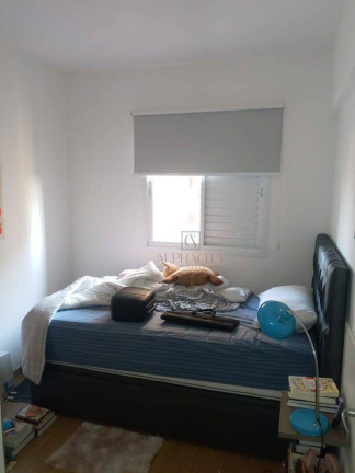 Imagem Apartamento com 3 Quartos à Venda, 74 m² em Jardim Tupanci - Barueri