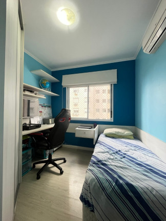 Imagem Apartamento com 3 Quartos à Venda, 65 m² em Vila Ipiranga - Porto Alegre
