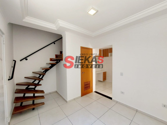 Casa com 2 Quartos para Alugar, 66 m² em Vila Carrão - São Paulo