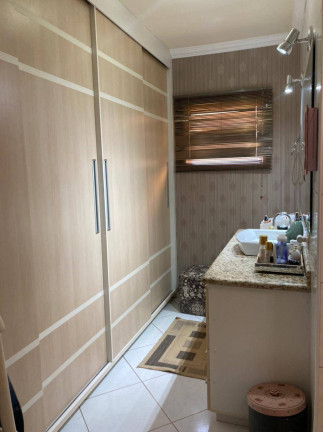 Imagem Casa com 3 Quartos à Venda, 360 m² em Jardim Matilde - Ourinhos Imagem Casa com 3 Quartos à Venda, 360 m² em Jardim Matilde - Ourinhos