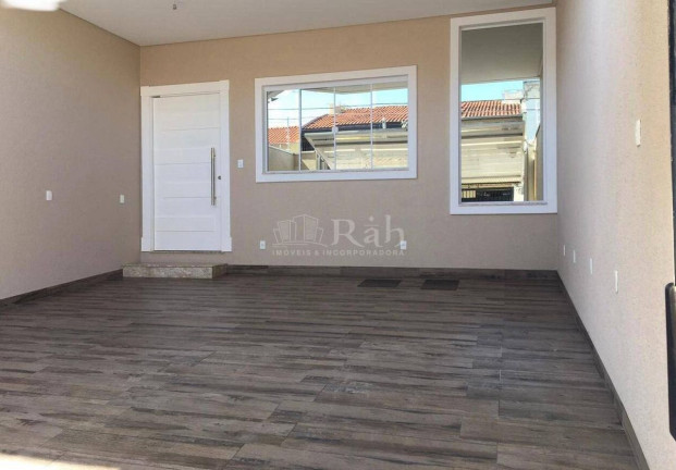 Sobrado com 3 Quartos à Venda, 190 m² em Centro - Balneário Camboriú