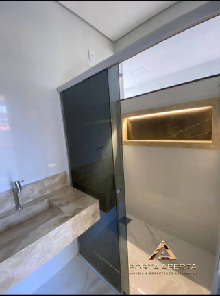 Imagem Casa com 3 Quartos à Venda, 220 m² em Tiradentes - Ipatinga