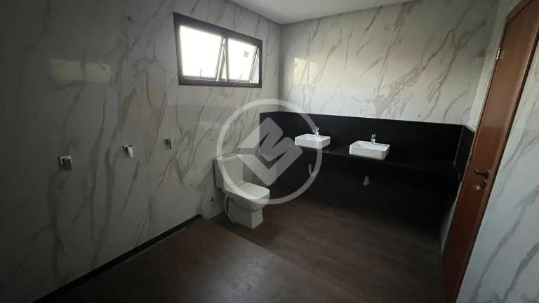 Imagem Casa com 3 Quartos à Venda, 320 m² em Residencial Goiânia Golfe Clube - Goiânia Imagem Casa com 3 Quartos à Venda, 320 m² em Residencial Goiânia Golfe Clube - Goiânia