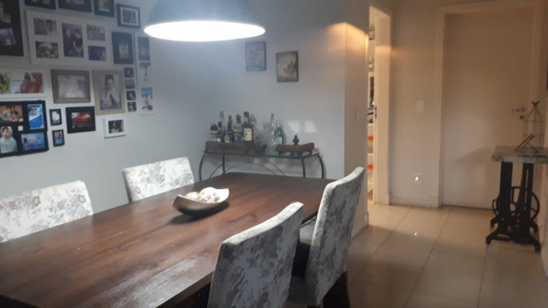 Imagem Casa com 3 Quartos à Venda, 180 m² em Bauru