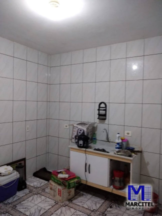 Imagem Casa à Venda, em Jardim Planalto - Carapicuíba Imagem Casa à Venda, em Jardim Planalto - Carapicuíba