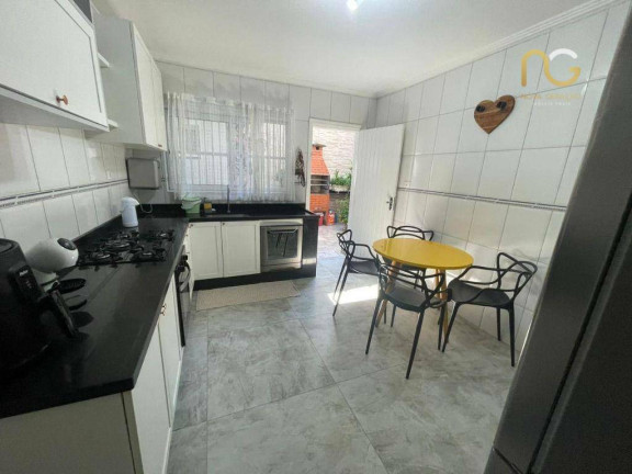 Imagem Sobrado com 3 Quartos à Venda, 105 m² em Tupi - Praia Grande Imagem Sobrado com 3 Quartos à Venda, 105 m² em Tupi - Praia Grande