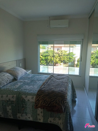 Imagem Casa com 3 Quartos à Venda, 136 m² em Cachoeira Do Bom Jesus - Florianópolis Imagem Casa com 3 Quartos à Venda, 136 m² em Cachoeira Do Bom Jesus - Florianópolis