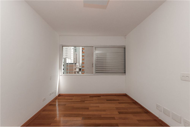 Imagem Imóvel com 3 Quartos à Venda, em Itaim Bibi - São Paulo Imagem Imóvel com 3 Quartos à Venda, em Itaim Bibi - São Paulo