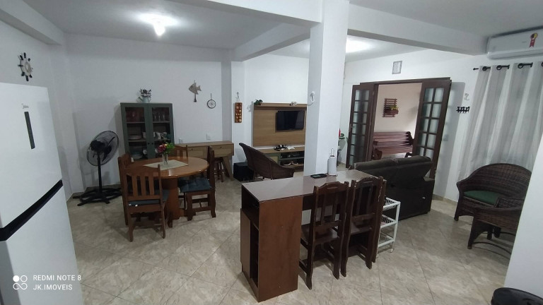 Imagem Casa com 2 Quartos para Temporada, 90 m² em Itapema Do Norte - Itapoá Imagem Casa com 2 Quartos para Temporada, 90 m² em Itapema Do Norte - Itapoá