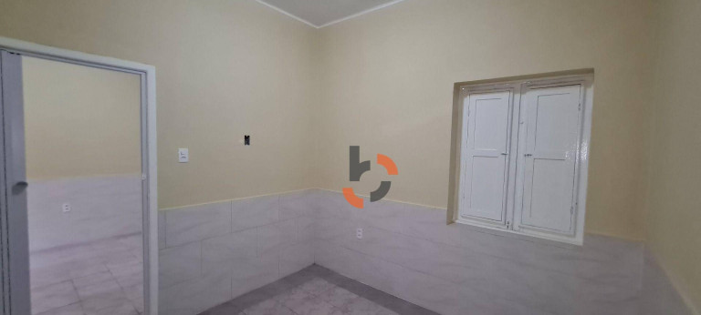 Imagem Casa com 2 Quartos à Venda ou Locação, 57 m² em Centro - Nilópolis
