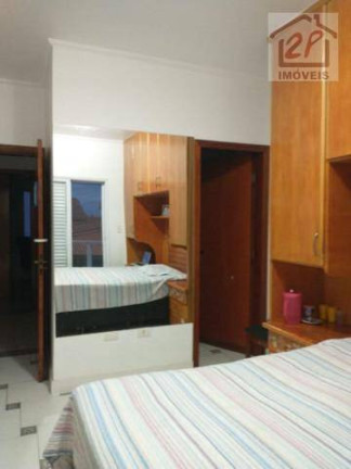 Imagem Sobrado com 5 Quartos à Venda, 209 m² em Vila Zezé - Jacareí