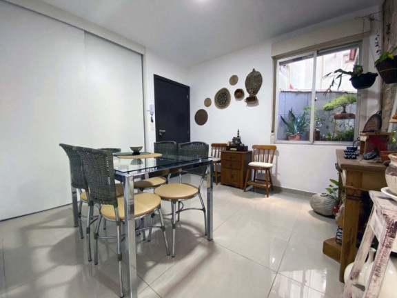Imagem Apartamento com 1 Quarto à Venda, 54 m² em Petrópolis - Porto Alegre