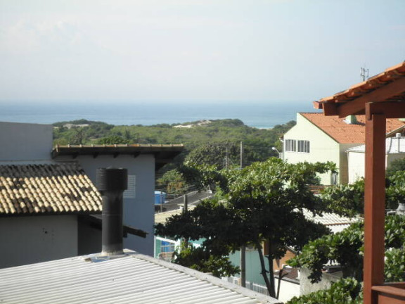 Imagem Casa com 4 Quartos à Venda, 256 m² em Santinho - Florianópolis