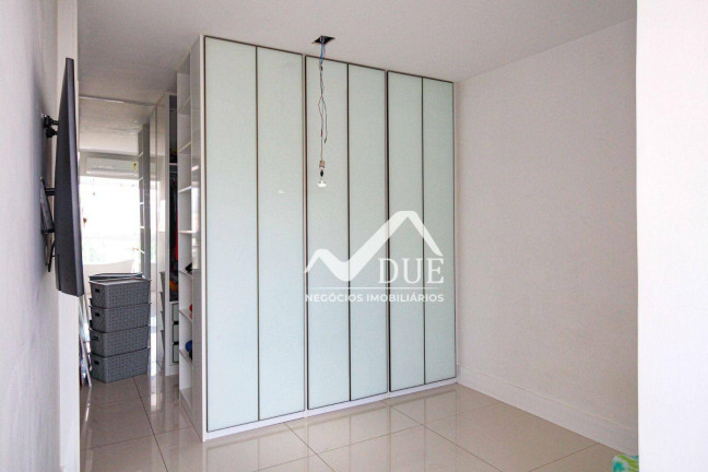 Imagem Apartamento com 3 Quartos à Venda, 125 m² em Ponta Da Praia - Santos Imagem Apartamento com 3 Quartos à Venda, 125 m² em Ponta Da Praia - Santos