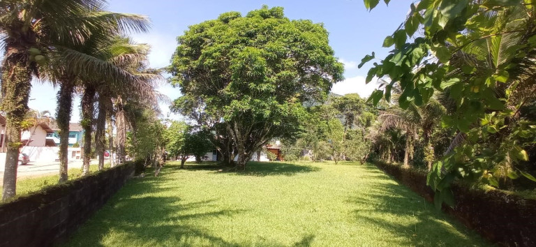 Terreno à Venda, 400 m² em Praia Da Lagoinha - Ubatuba