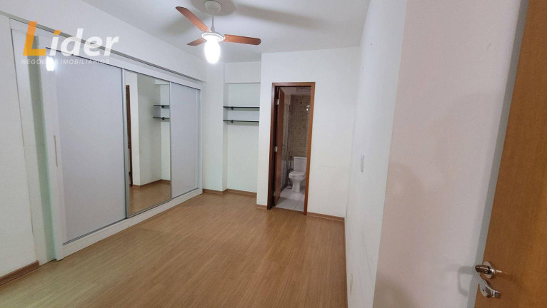 Imagem Apartamento com 2 Quartos à Venda, 110 m² em Centro - Juiz De Fora