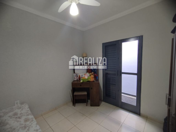 Imagem Casa com 3 Quartos à Venda, 250 m² em Jardim Elza Amuí Ii - Uberaba