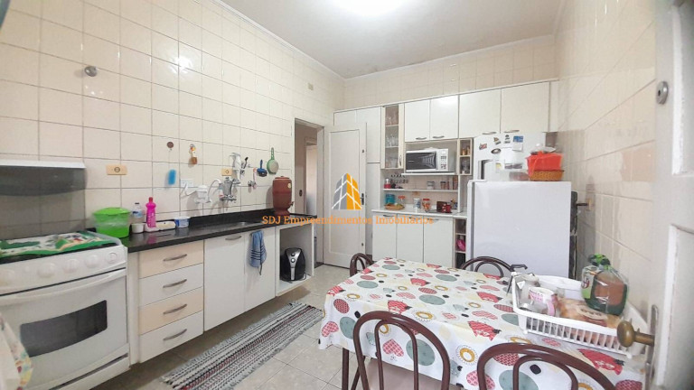 Imagem Casa com 3 Quartos à Venda, 250 m² em Instituto De Previdência - São Paulo Imagem Casa com 3 Quartos à Venda, 250 m² em Instituto De Previdência - São Paulo