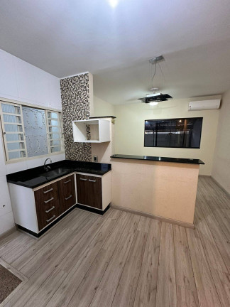 Imagem Casa com 2 Quartos à Venda, 126 m² em Parque São Luís - Taubaté