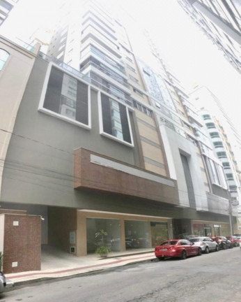 Imagem Imóvel com 4 Quartos à Venda, 198 m² em Centro - Itapema