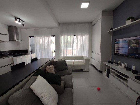 Imagem Casa com 4 Quartos à Venda, em Itacolomi - Balneário Piçarras Imagem Casa com 4 Quartos à Venda, em Itacolomi - Balneário Piçarras