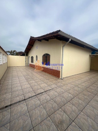 Casa com 2 Quartos à Venda,  em Vera Cruz - Mongaguá