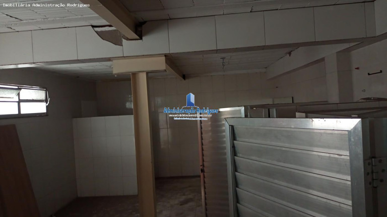 Imagem Imóvel Comercial à Venda, 900 m² em Mutuá - São Gonçalo Imagem Imóvel Comercial à Venda, 900 m² em Mutuá - São Gonçalo