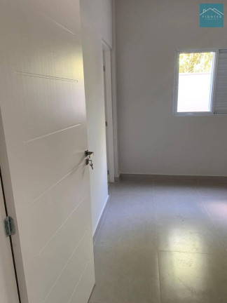 Imagem Casa com 2 Quartos à Venda, 96 m²