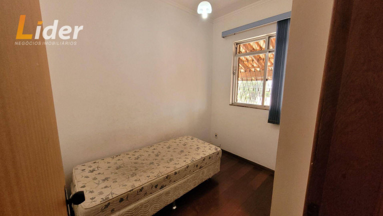 Imagem Casa com 3 Quartos à Venda, 192 m² em Santa Helena - Juiz De Fora Imagem Casa com 3 Quartos à Venda, 192 m² em Santa Helena - Juiz De Fora
