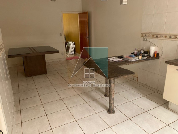 Imagem Casa com 3 Quartos à Venda, 256 m² em Planalto Verde - Ribeirão Preto