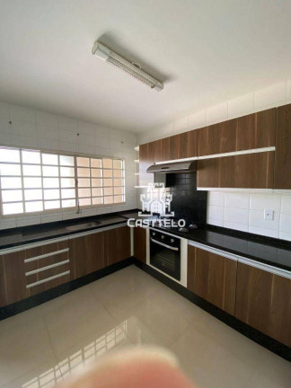 Imagem Casa com 2 Quartos à Venda, 130 m² em Jardim Continental - Londrina Imagem Casa com 2 Quartos à Venda, 130 m² em Jardim Continental - Londrina