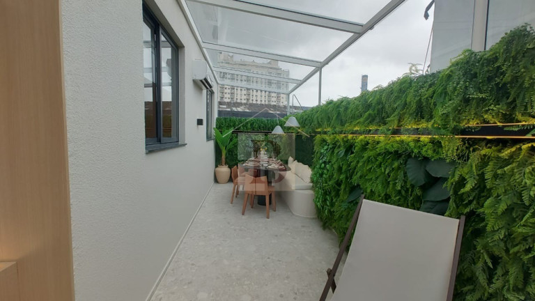 Imagem Imóvel com 2 Quartos à Venda, 51 m² em Centro - Niterói Imagem Imóvel com 2 Quartos à Venda, 51 m² em Centro - Niterói