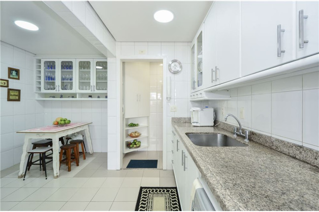 Imagem Imóvel com 3 Quartos à Venda, em Caxingui - São Paulo Imagem Imóvel com 3 Quartos à Venda, em Caxingui - São Paulo