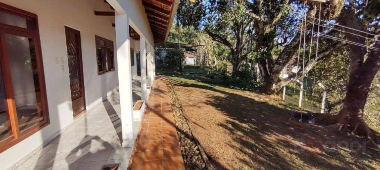 Imagem Casa com 3 Quartos para Alugar, 209 m² em Badenfurt - Blumenau Imagem Casa com 3 Quartos para Alugar, 209 m² em Badenfurt - Blumenau