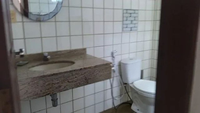 Imagem Casa com 5 Quartos à Venda, 350 m² em Jauá 	 - Camaçari