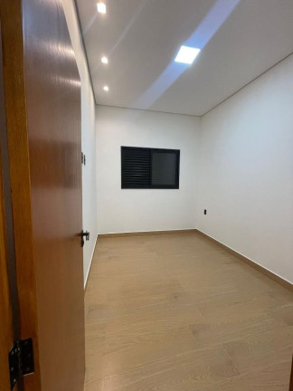 Imagem Casa com 3 Quartos à Venda,  em Residencial Dourado - Franca