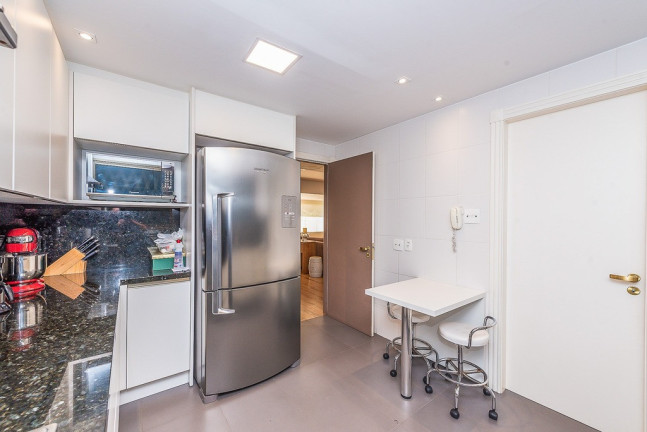 Imagem Apartamento com 3 Quartos à Venda, 203 m² em Rio Branco - Porto Alegre