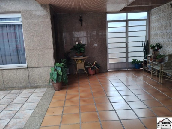 Imagem Casa com 4 Quartos à Venda, 250 m² em Jardim Brasília (zona Leste) - São Paulo Imagem Casa com 4 Quartos à Venda, 250 m² em Jardim Brasília (zona Leste) - São Paulo