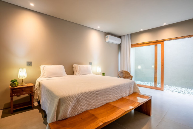 Imagem Imóvel com 6 Quartos para Alugar, 500 m² em Estrada Municipal De Trancoso - Porto Seguro Imagem Imóvel com 6 Quartos para Alugar, 500 m² em Estrada Municipal De Trancoso - Porto Seguro
