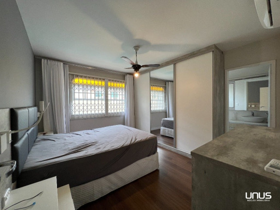 Imagem Casa com 3 Quartos à Venda,  em Estreito - Florianópolis